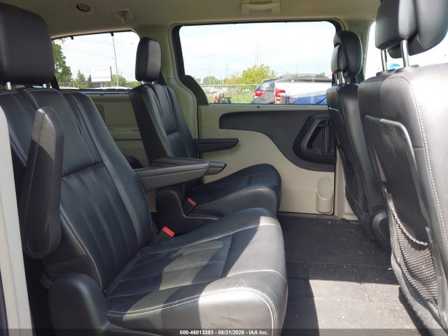 46013393 :رقم المزاد ، 2C4RC1BGXGR127370 vin ، 2016 Chrysler Town & Country Touring مزاد بيع