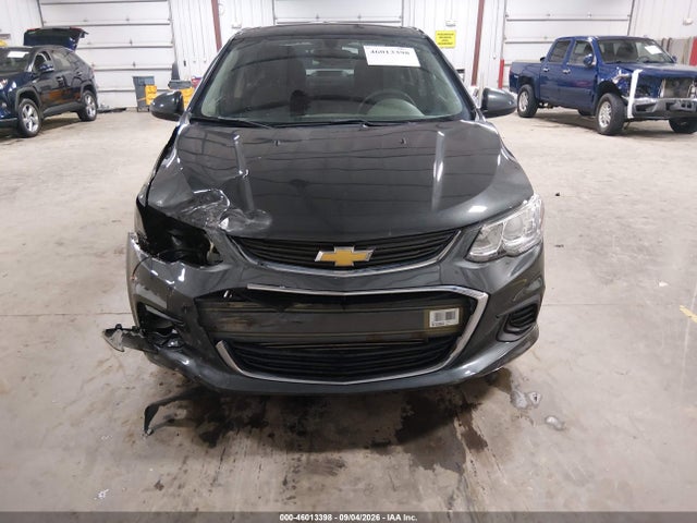 46013398 :رقم المزاد ، 1G1JD5SBXL4140938 vin ، 2020 Chevrolet Sonic Fwd  Lt مزاد بيع