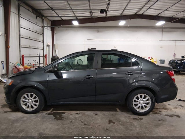46013398 :رقم المزاد ، 1G1JD5SBXL4140938 vin ، 2020 Chevrolet Sonic Fwd  Lt مزاد بيع