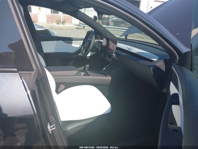 46013430 :رقم المزاد ، 7SAYGDEE1TA638192 vin ، 2026 Tesla Model Y مزاد بيع