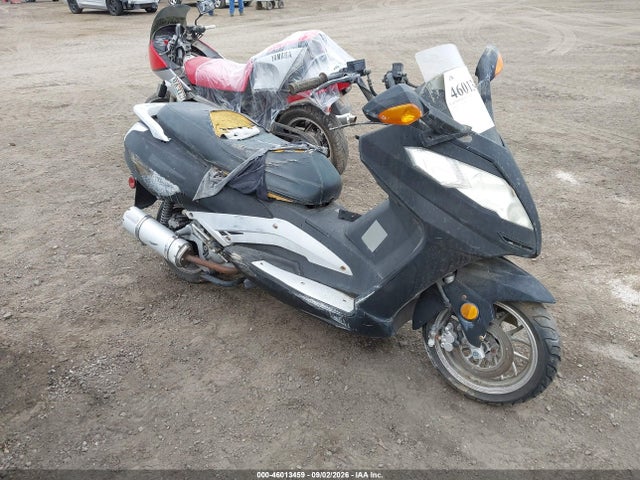 46013459 :رقم المزاد ، 5RYCF25098S051599 vin ، 2008 Roketa Roketa Moped مزاد بيع