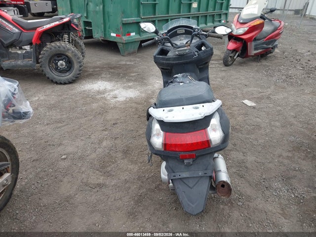 46013459 :رقم المزاد ، 5RYCF25098S051599 vin ، 2008 Roketa Roketa Moped مزاد بيع