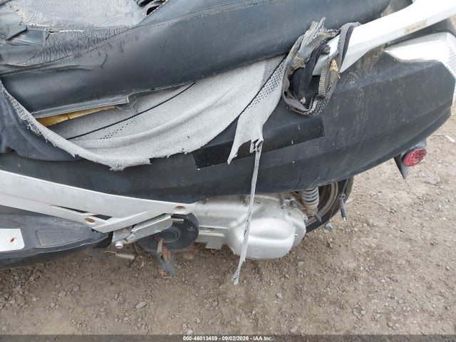 46013459 :رقم المزاد ، 5RYCF25098S051599 vin ، 2008 Roketa Roketa Moped مزاد بيع