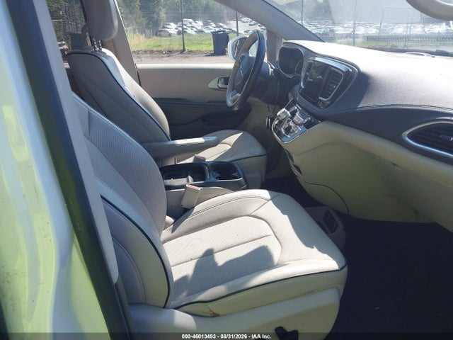 46013493 :رقم المزاد ، 2C4RC1N72HR709413 vin ، 2017 Chrysler Pacifica Hybrid Platinum مزاد بيع