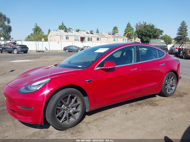 Tesla Model 3 Long Range/performance 2018 5YJ3E1EB8JF104799 Image 13