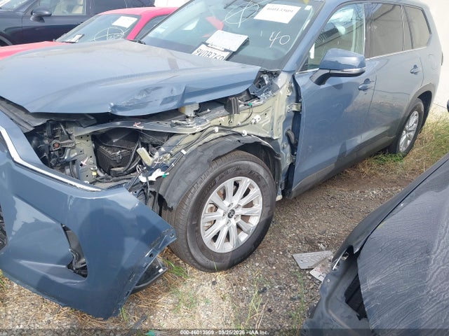 Toyota Grand Highlander Xle 2025 5TDAAAA51SS034689 Image 2