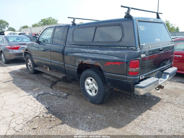 2001 Dodge Ram 1500 St მანქანა იყიდება აუქციონზე, vin: 3B7HC13Y01G710501, აუქციონის ნომერი: 46013511