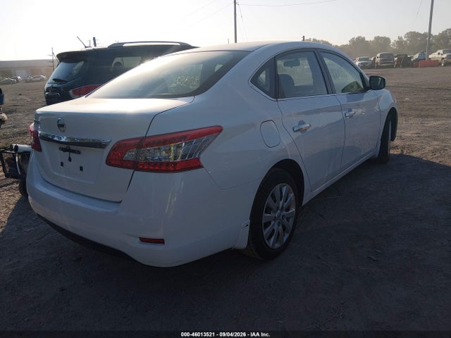 2015 Nissan Sentra S მანქანა იყიდება აუქციონზე, vin: 3N1AB7AP4FY375832, აუქციონის ნომერი: 46013521