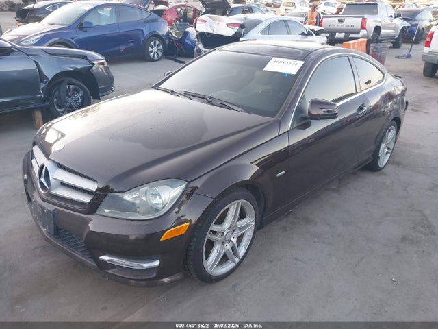 2012 Mercedes-benz C 250 მანქანა იყიდება აუქციონზე, vin: WDDGJ4HB1CF775648, აუქციონის ნომერი: 46013522