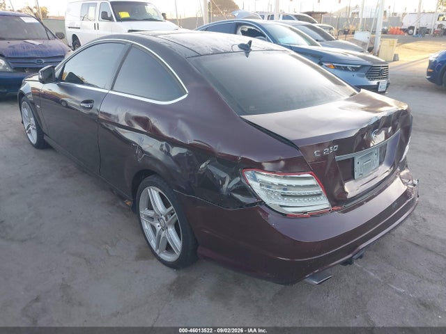 2012 Mercedes-benz C 250 მანქანა იყიდება აუქციონზე, vin: WDDGJ4HB1CF775648, აუქციონის ნომერი: 46013522