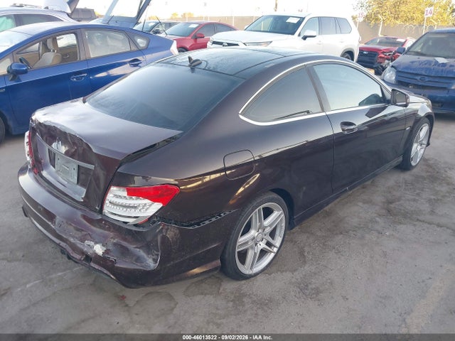 2012 Mercedes-benz C 250 მანქანა იყიდება აუქციონზე, vin: WDDGJ4HB1CF775648, აუქციონის ნომერი: 46013522