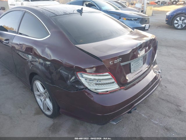 2012 Mercedes-benz C 250 მანქანა იყიდება აუქციონზე, vin: WDDGJ4HB1CF775648, აუქციონის ნომერი: 46013522