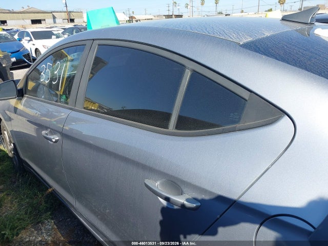 Hyundai ELANTRA SE 2017 5NPD84LF4HH040050 Image 14
