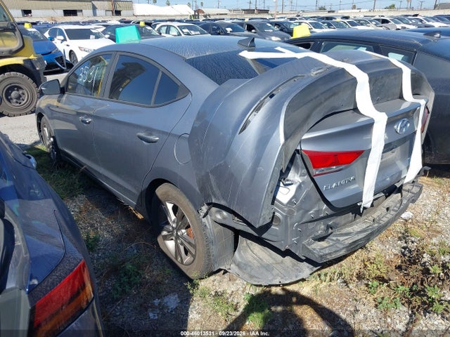 Hyundai ELANTRA SE 2017 5NPD84LF4HH040050 Image 3