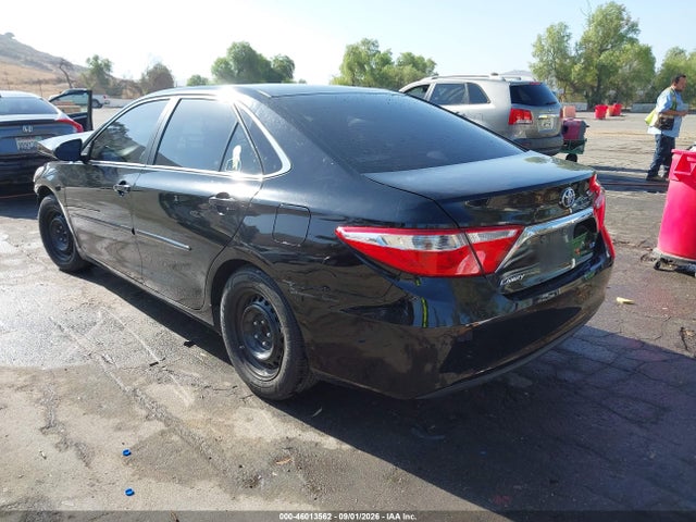 Toyota CAMRY LE 2015 4T4BF1FKXFR473025 Image 3