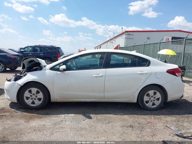 2018 Kia Forte Lx მანქანა იყიდება აუქციონზე, vin: 3KPFK4A77JE273503, აუქციონის ნომერი: 46013577