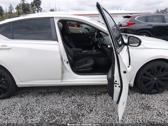 Продажа на аукционе авто 2022 Nissan Altima Sr Intelligent Awd, vin: 1N4BL4CW7NN378579, номер лота: 46013587