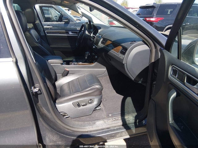Aukcja sprzedaży 2014 Volkswagen Touareg Tdi Executive, vin: WVGEP9BP0ED014623, numer aukcji: 46013640