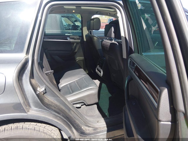 Aukcja sprzedaży 2014 Volkswagen Touareg Tdi Executive, vin: WVGEP9BP0ED014623, numer aukcji: 46013640