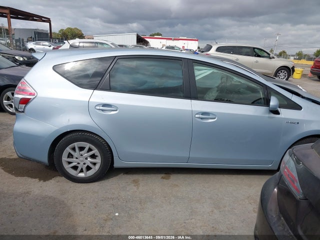 Toyota Prius V Four 2015 JTDZN3EUXFJ019793 Image 13