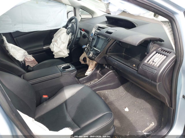 Toyota Prius V Four 2015 JTDZN3EUXFJ019793 Image 5