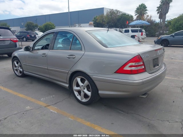 46013659 :رقم المزاد ، WDBRF40J15F721131 vin ، 2005 Mercedes-benz C 230 Kompressor Sport مزاد بيع
