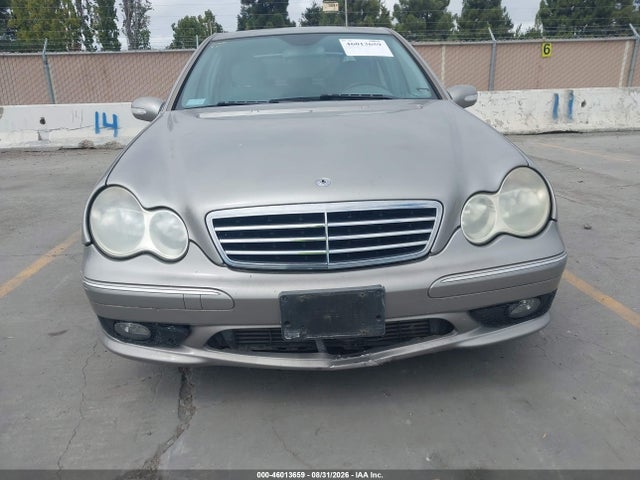 46013659 :رقم المزاد ، WDBRF40J15F721131 vin ، 2005 Mercedes-benz C 230 Kompressor Sport مزاد بيع