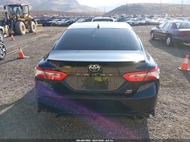 2020 Toyota Camry Se Awd მანქანა იყიდება აუქციონზე, vin: 4T1G11BK6LU010640, აუქციონის ნომერი: 46013682