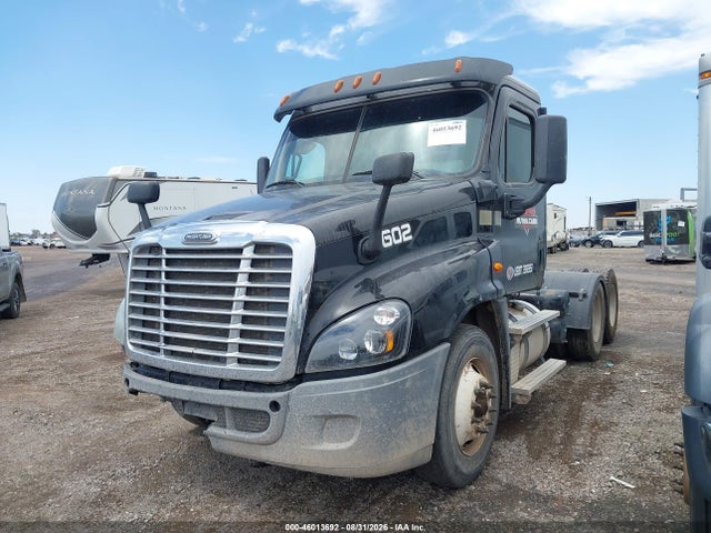2017 Freightliner Cascadia 125 მანქანა იყიდება აუქციონზე, vin: 3AKJGEDV1HDHW0276, აუქციონის ნომერი: 46013692