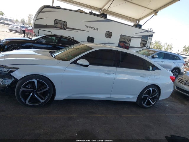 46013693 :رقم المزاد ، 1HGCV1F37JA154059 vin ، 2018 Honda Accord Sport مزاد بيع