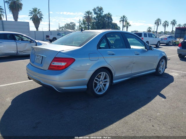 Aukcja sprzedaży 2013 Mercedes-benz C 250 Sport, vin: WDDGF4HB4DA869314, numer aukcji: 46013706