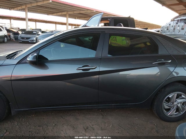 2024 Hyundai Elantra Se მანქანა იყიდება აუქციონზე, vin: KMHLL4DG2RU798392, აუქციონის ნომერი: 46013707