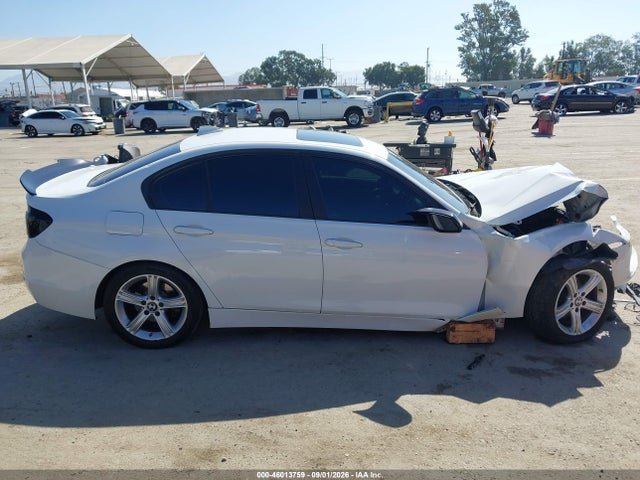 BMW 3 Series 328i 2015 WBA3A5G56FNS91119 Image 12