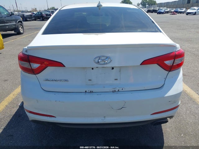 Hyundai SONATA SE 2017 5NPE24AFXHH556132 Image 17