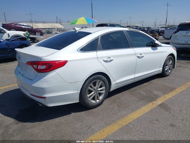 Hyundai SONATA SE 2017 5NPE24AFXHH556132 Image 4