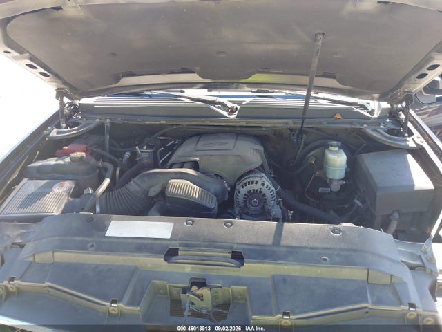 46013913 :رقم المزاد ، 1GNSCBE03BR176227 vin ، 2011 Chevrolet Tahoe Lt مزاد بيع