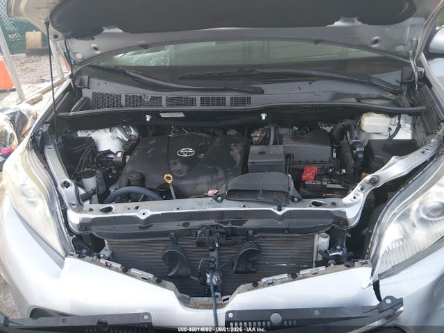 2020 Toyota Sienna Le მანქანა იყიდება აუქციონზე, vin: 5TDKZ3DC0LS035787, აუქციონის ნომერი: 46014002