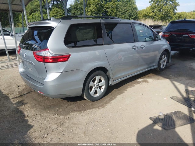 2020 Toyota Sienna Le მანქანა იყიდება აუქციონზე, vin: 5TDKZ3DC0LS035787, აუქციონის ნომერი: 46014002