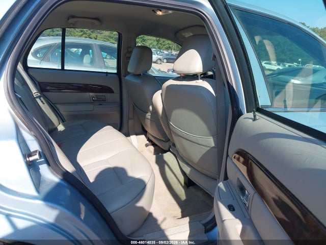 46014035 :رقم المزاد ، 2MEFM74V88X615078 vin ، 2008 Mercury Grand Marquis Gs مزاد بيع