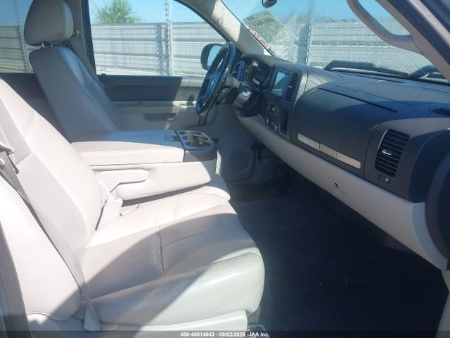 46014043 :رقم المزاد ، 3GCPCSE02BG230972 vin ، 2011 Chevrolet Silverado 1500 Lt مزاد بيع