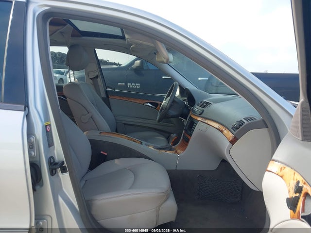 2008 Mercedes-benz E 350 მანქანა იყიდება აუქციონზე, vin: WDBUF56X18B283590, აუქციონის ნომერი: 46014049