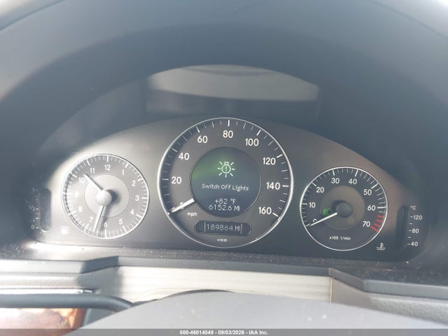 2008 Mercedes-benz E 350 მანქანა იყიდება აუქციონზე, vin: WDBUF56X18B283590, აუქციონის ნომერი: 46014049