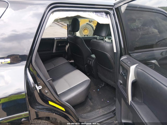 Продажа на аукционе авто 2018 Toyota 4runner Sr5 Premium, vin: JTEBU5JR2J5499469, номер лота: 46014078