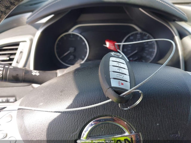46014086 :رقم المزاد ، 5N1AZ2MH3HN192739 vin ، 2017 Nissan Murano Platinum مزاد بيع