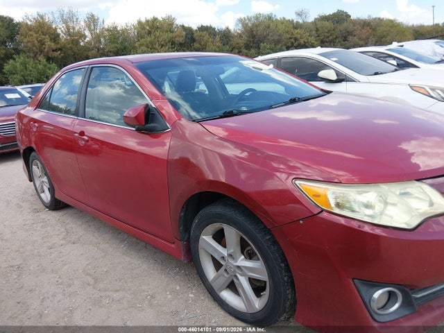 2014 Toyota Camry Se მანქანა იყიდება აუქციონზე, vin: 4T1BF1FK8EU734631, აუქციონის ნომერი: 46014101