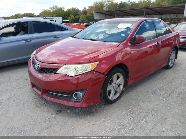 2014 Toyota Camry Se მანქანა იყიდება აუქციონზე, vin: 4T1BF1FK8EU734631, აუქციონის ნომერი: 46014101