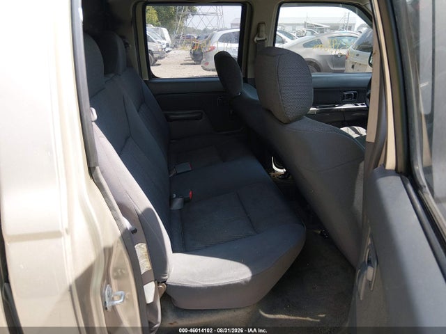 46014102 :رقم المزاد ، 1N6ED29XX2C359280 vin ، 2002 Nissan Frontier Xe-v6 مزاد بيع