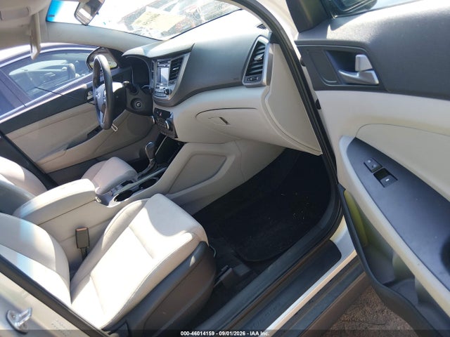 Продажа на аукционе авто 2016 Hyundai Tucson Se, vin: KM8J3CA40GU104453, номер лота: 46014159