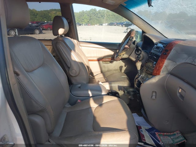 46014186 :رقم المزاد ، 5TDBA22C74S003635 vin ، 2004 Toyota Sienna Xle مزاد بيع