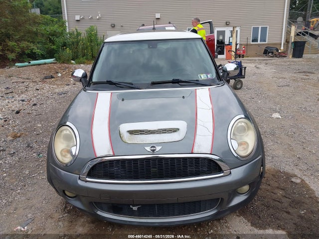 Продажа на аукционе авто 2009 Mini Cooper S, vin: WMWMF735X9TW84774, номер лота: 46014245